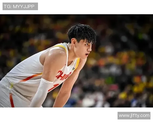 曾凡博在CBA26赛季的精彩表现与北京队的夺冠之路分析