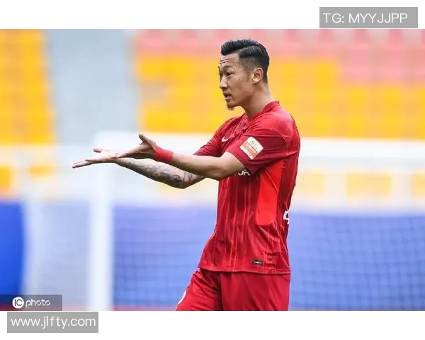 中超球员徐新展现实力助力球队争冠前景分析与未来发展潜力探讨