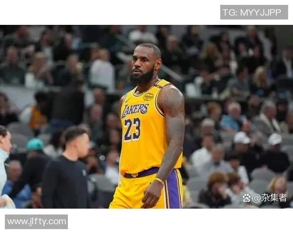 湖人以117-105战胜勇士，取得七连胜，詹姆斯狂砍43分成比赛最大亮点