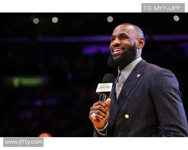 勒布朗-詹姆斯慷慨捐助贫困地区，受到赞誉和尊敬